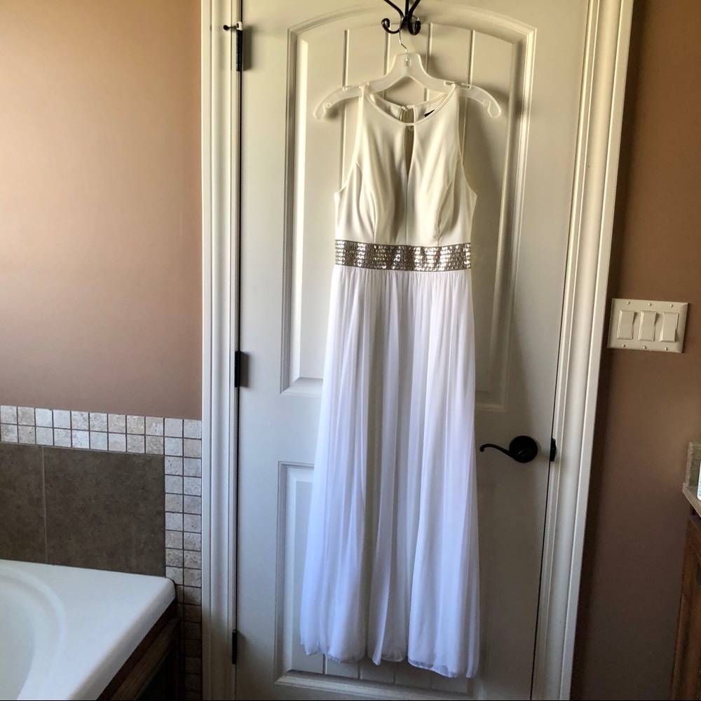 David’s Bridal White Ivory Dress
